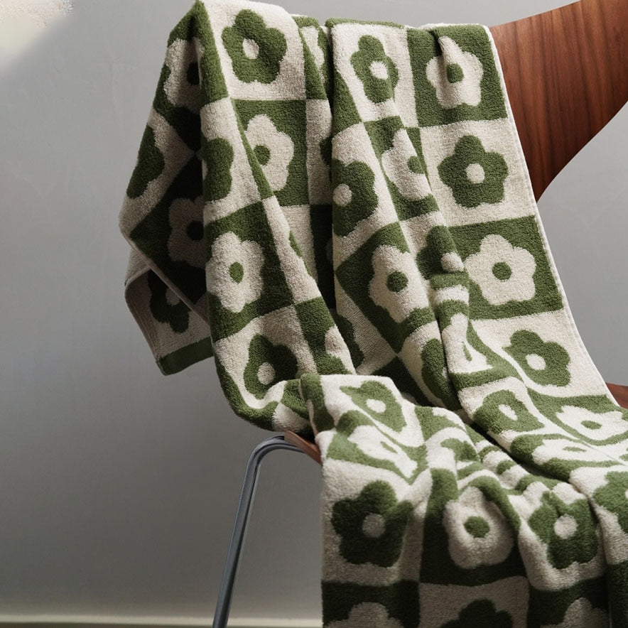 Retro Checkered Face and Bathroom Towels Pi-Mart