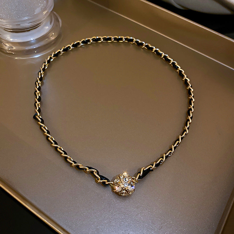 Retro Elegant Leather Winding Chain Diamond Magnetic Necklace Pi-Mart