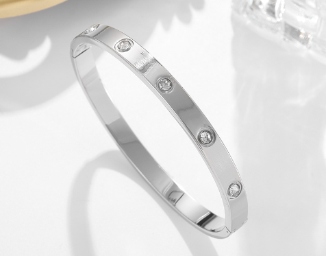 Silver Love Bracelet Pi-Mart