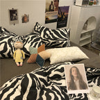 Zebra Pattern Bed Four-piece Set, Cotton Pure Cotton Duvet Cover, Black Three-piece Set Pi-Mart