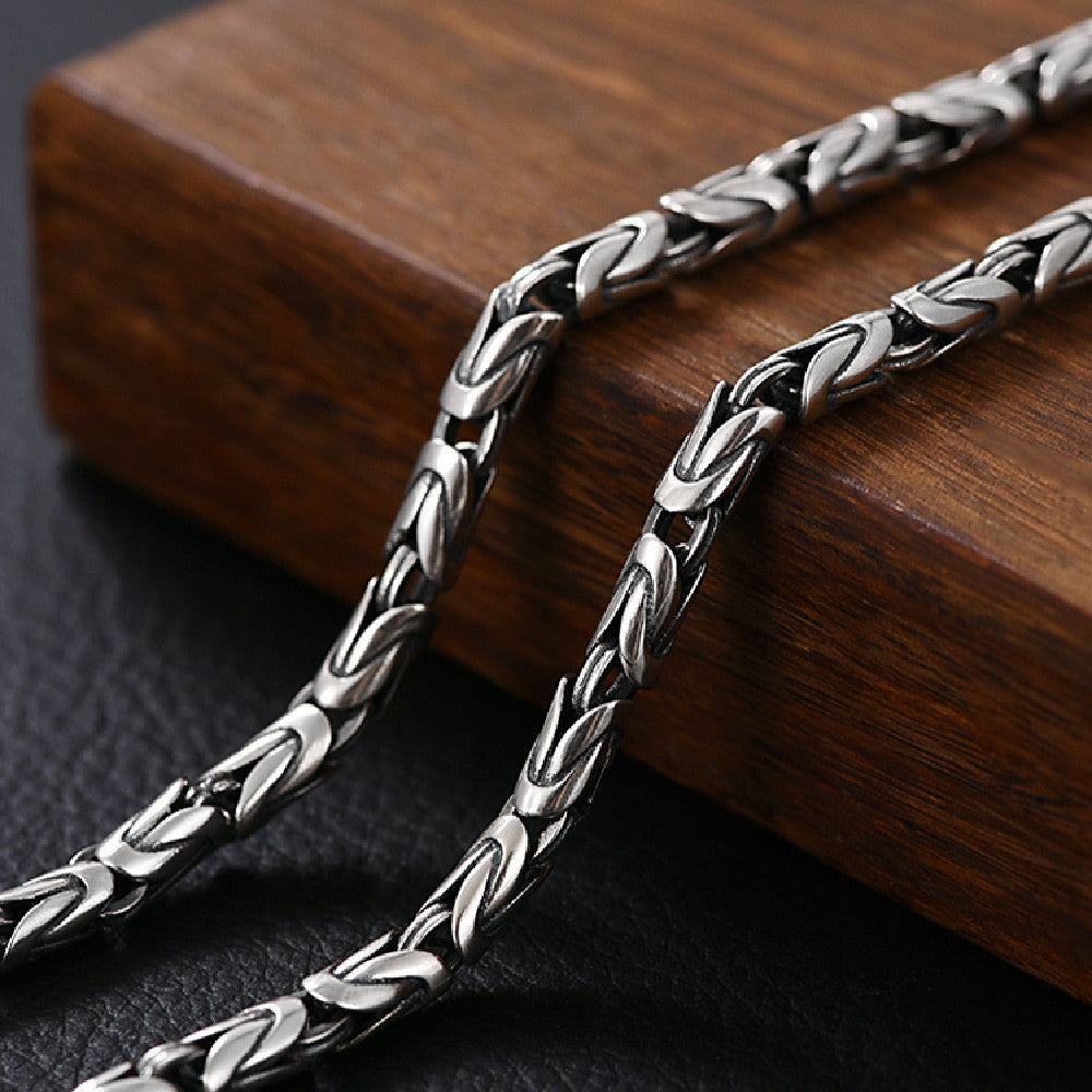 Men's Fashionable Silver Plaid Necklace Pi-Mart