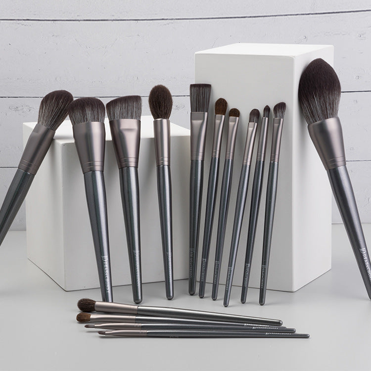 Women's Fashion Animal Hair Makeup Brush Set Pi-Mart