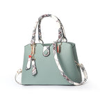 Ladies handbag large-capacity portable messenger handbag Pi-Mart