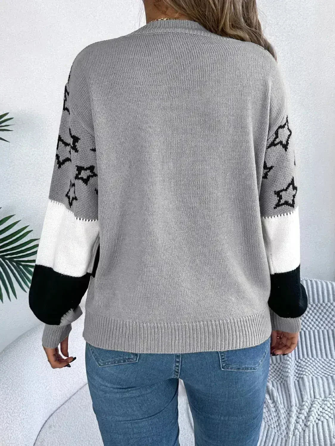 Star Contrast Round Neck Sweater - SJB-DIAMOND ELITES