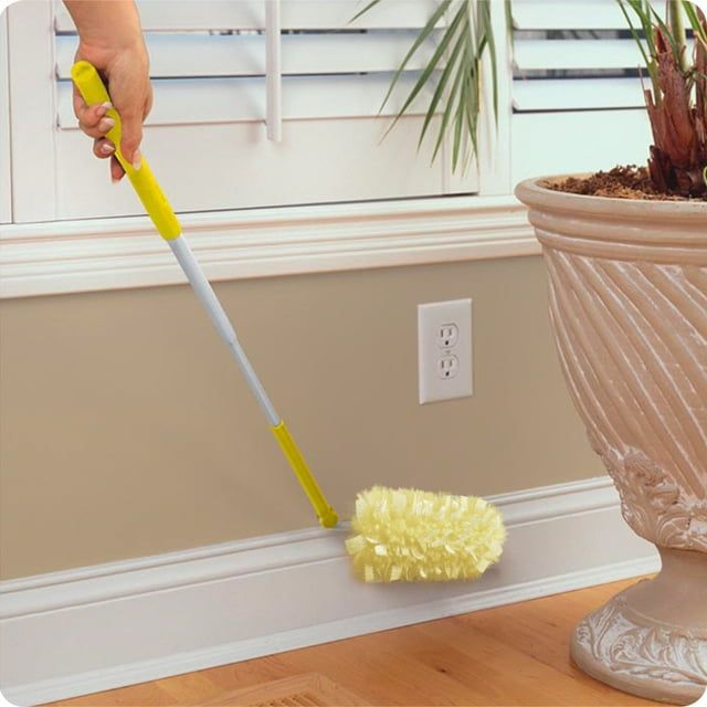 Swiffer Duster Extender Handle Starter Kit (1 Handle, 12 Dusters) EasyOptionXY LLC