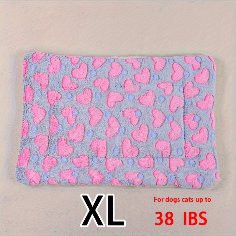 All-Season Dirt-Resistant Rectangular Pet Blanket - Comfortable Dog Paw Heart Print Pet Bed, 1pc Lootquake LLC