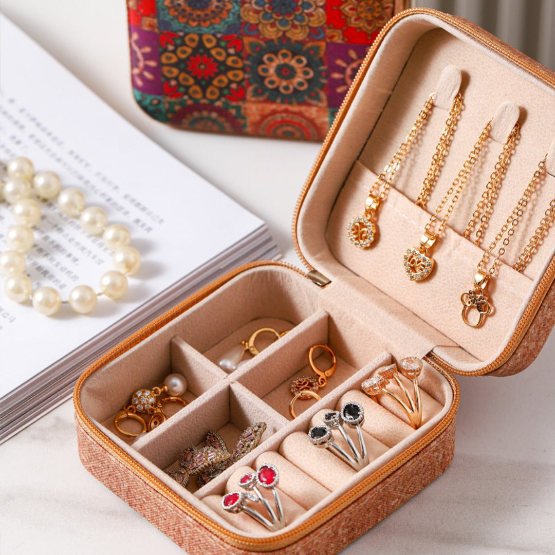 Retro Portable Travel Jewelry Storage Box, Jewelry Box, Compact Ring Storage Box, Jewelry Box, Sewing Box - SJB-DIAMOND ELITES