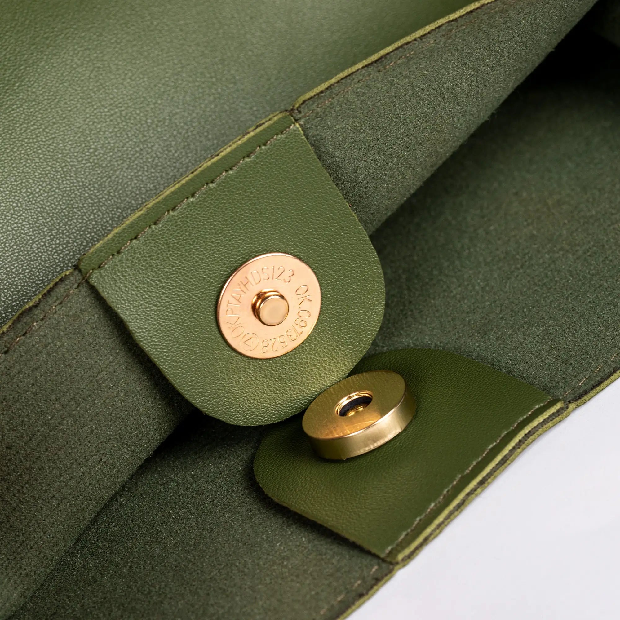 Olives Vegan Leather Tote Pi-Mart