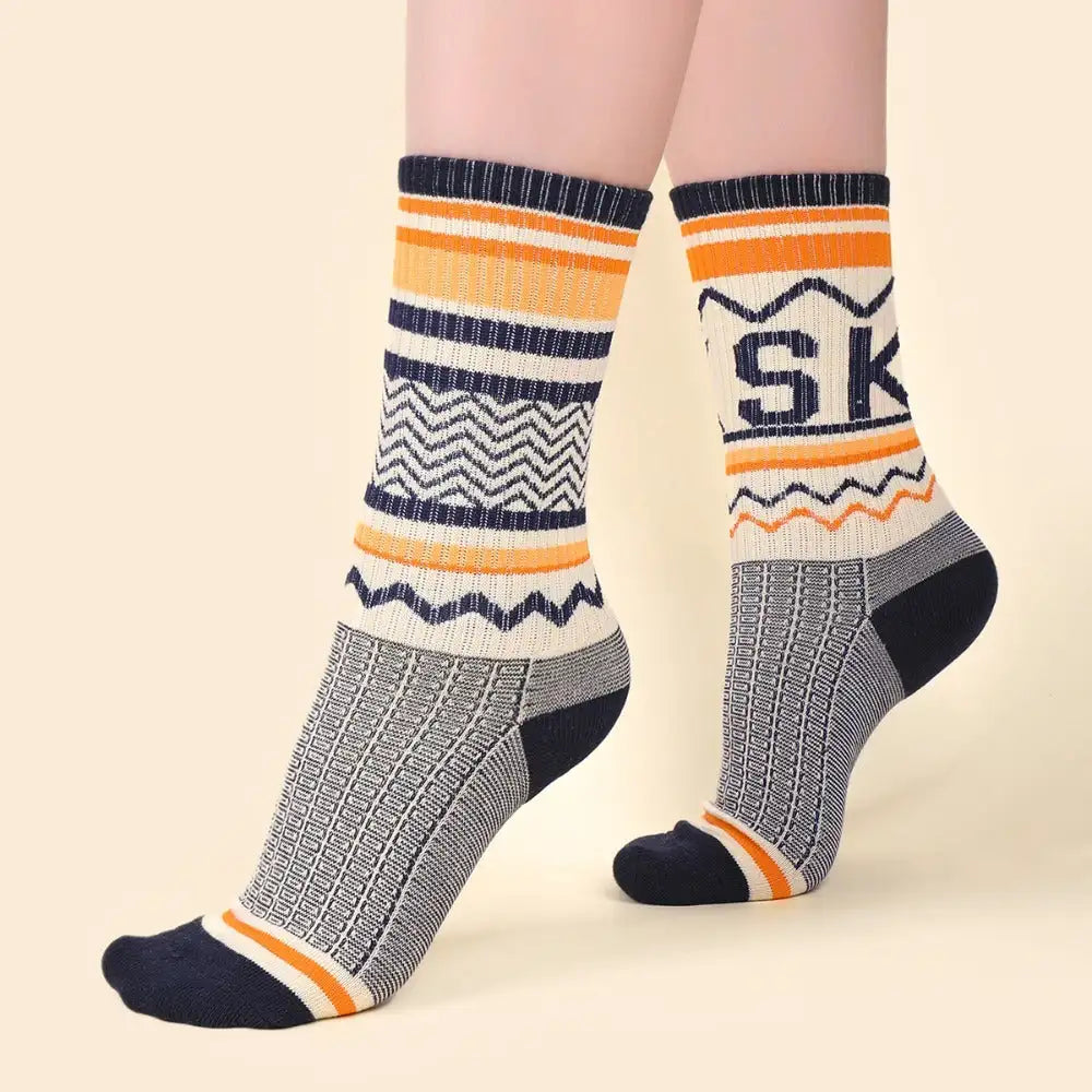 Six Pairs Of Men's And Women's Fashionable Socks With Letter Patterns - Offering Fashion And Comfort For Daily Wear And Suitable For All Four Seasons. - SJB-DIAMOND ELITES