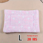 All-Season Dirt-Resistant Rectangular Pet Blanket - Comfortable Dog Paw Heart Print Pet Bed, 1pc Lootquake LLC