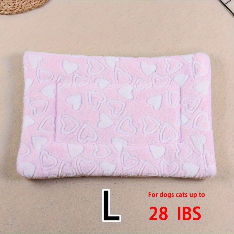 All-Season Dirt-Resistant Rectangular Pet Blanket - Comfortable Dog Paw Heart Print Pet Bed, 1pc Lootquake LLC