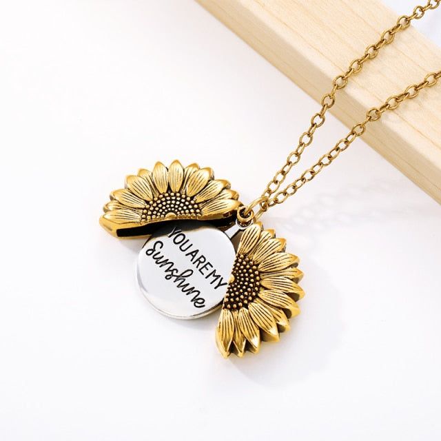 Sunflower Pendant Necklace - SJB-DIAMOND ELITES