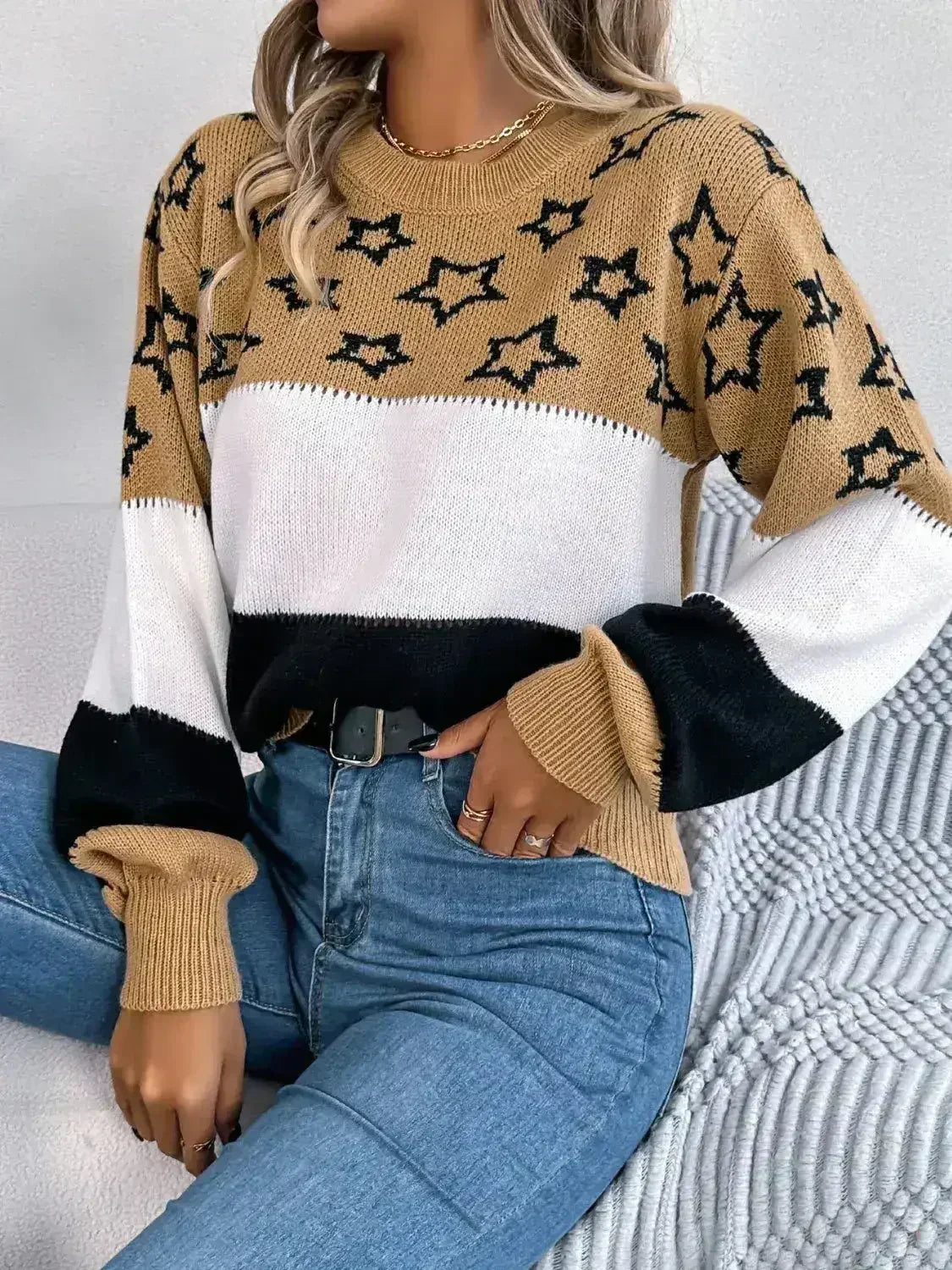 Star Contrast Round Neck Sweater - SJB-DIAMOND ELITES