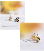 Bee stud earring Pi-Mart