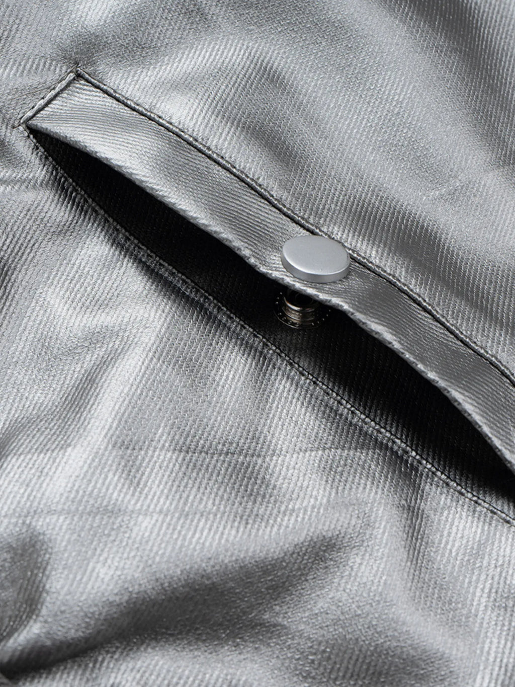 Men's Cargo Style Metallic Zipper Shorts