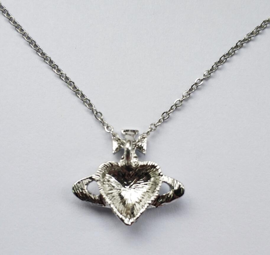 Classic Cross Heart Annulus Necklace Pi-Mart