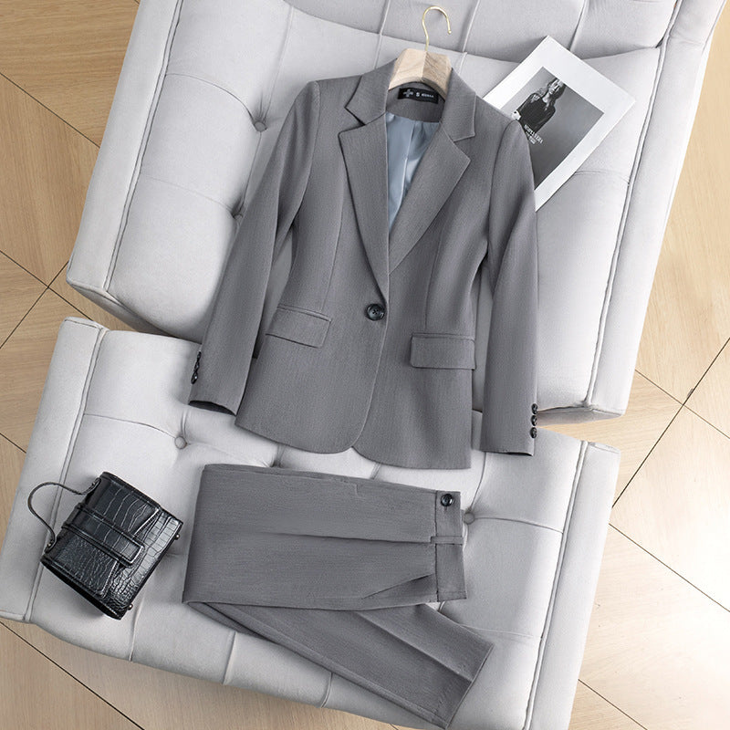 Senior Gray Suit Business Women Pi-Mart