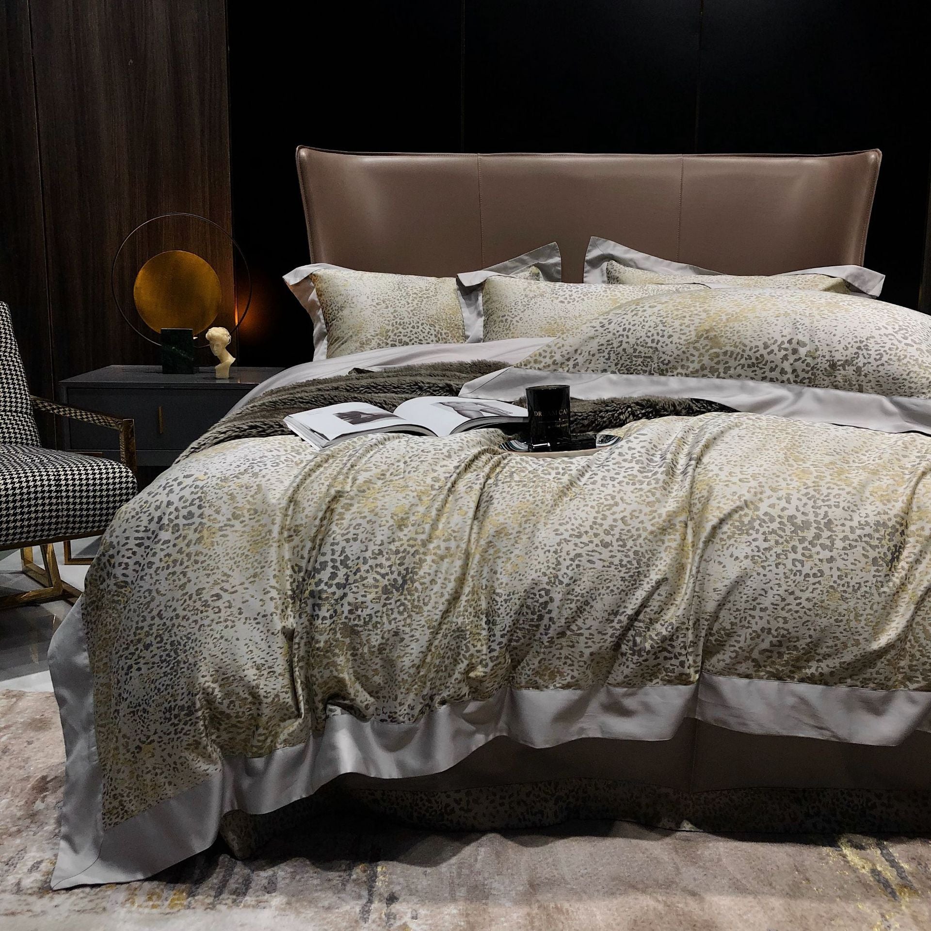 Four-piece Cotton Leopard Print Duvet Cover Atmosphere Pi-Mart