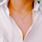 Crystal Cross Necklace – Elegant 18k Gold Plated Pendant | Timeless Style