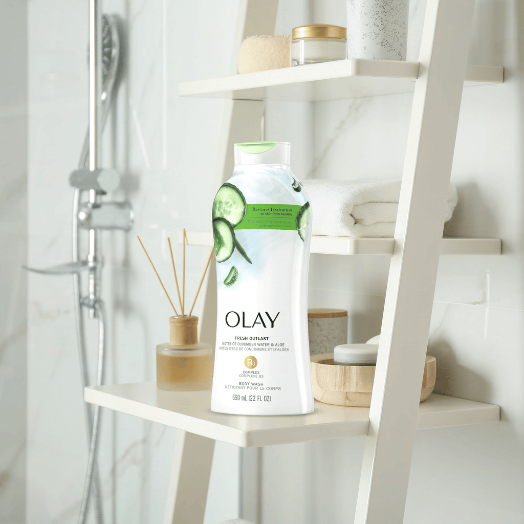 Olay Fresh Outlast Body Wash with Notes of Cucumber and Aloe, 22 fl oz