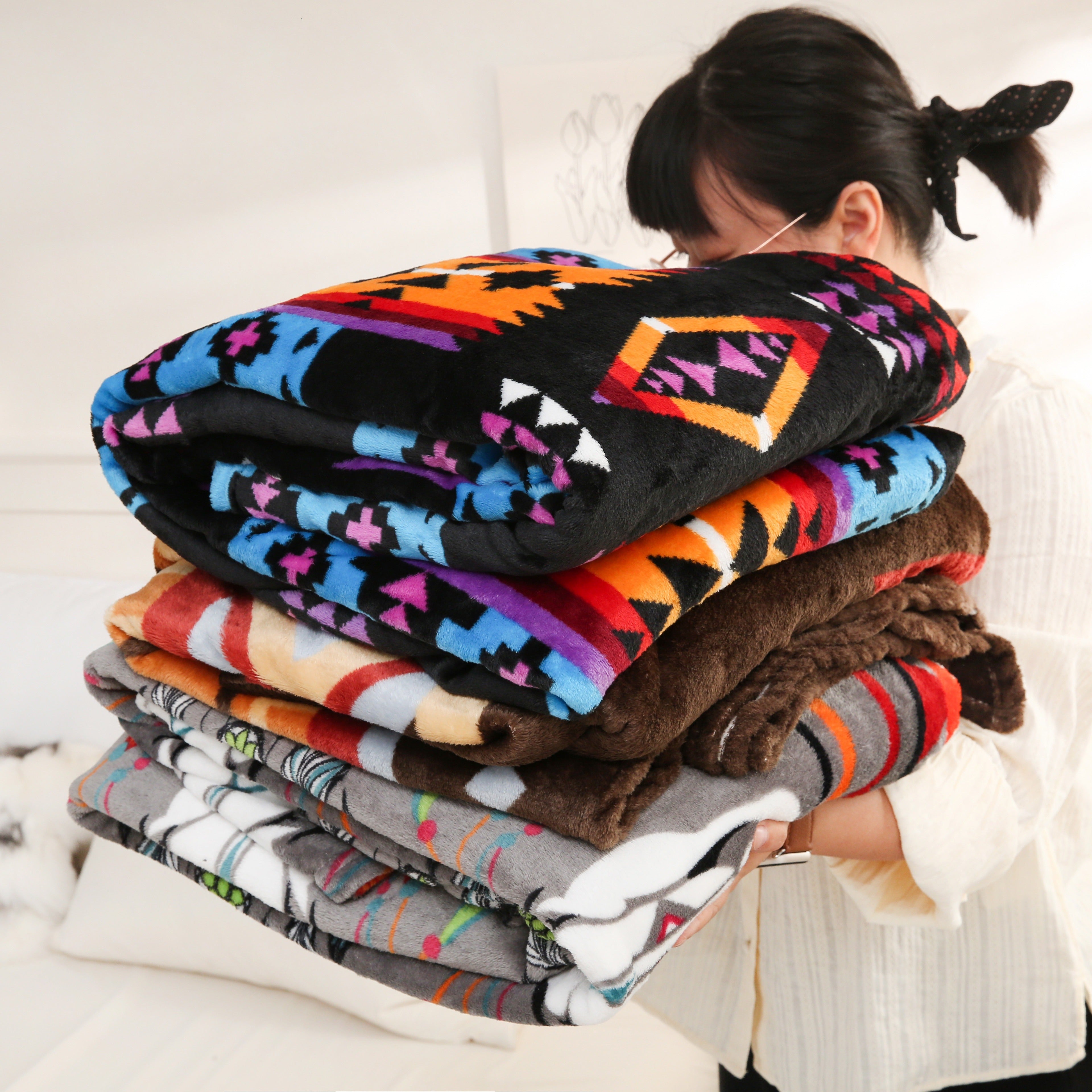 1pc Southwest Native American Flannel Polyester Throw Double-side Printed Blanket, Aztec Geometry Pattern Travel Couch Bed Blanket Plush Soft Lightweight Blanket For All Season Lootquake LLC