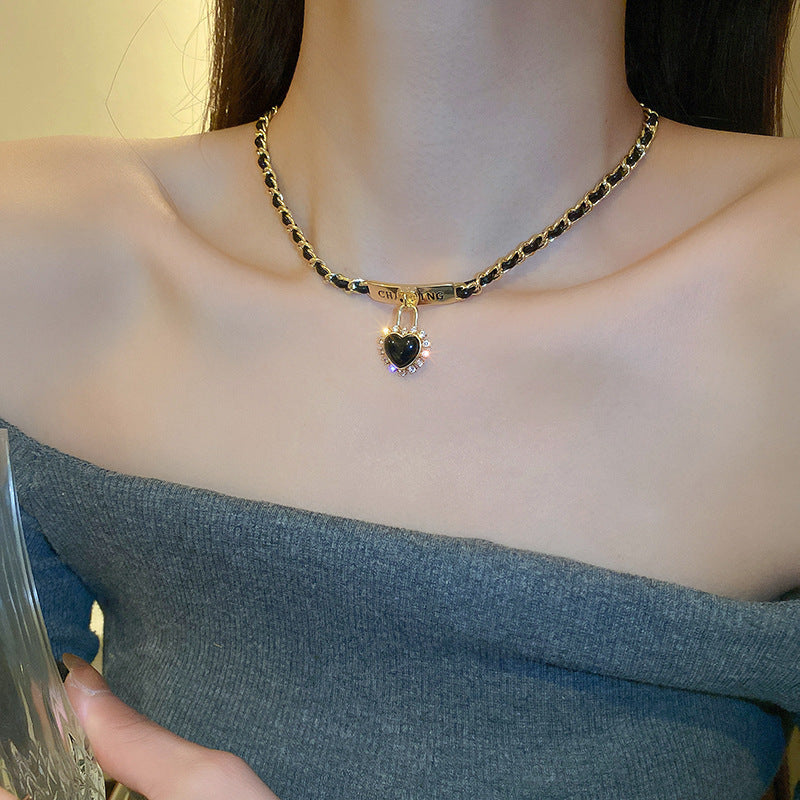 Retro Elegant Leather Winding Chain Diamond Magnetic Necklace Pi-Mart