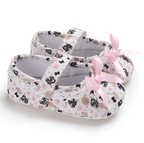 Sweet Princess White Floral Baby Girls Cotton Crib Shoes Soft Sole Anti-slip Elegant Design Shoes For Baby Girls Stevvex