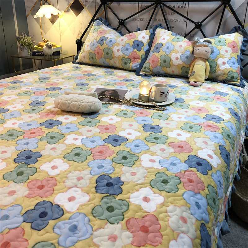 Warm Sunflower Milk Pile Bed Cover Three Piece Set Pi-Mart
