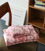 Retro Checkered Face and Bathroom Towels Pi-Mart