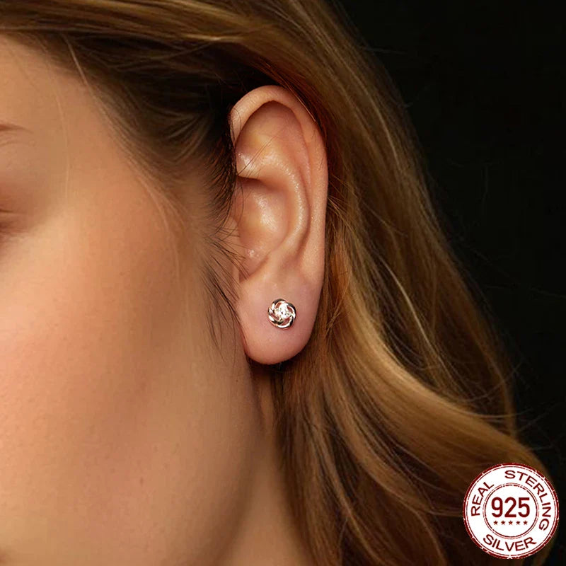925 Sterling Silver Moissanite Four-Leaf Clover Stud Earrings Hollow Flower BandsCo Straps