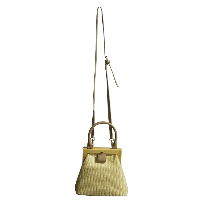 Vintage woven handbag Pi-Mart