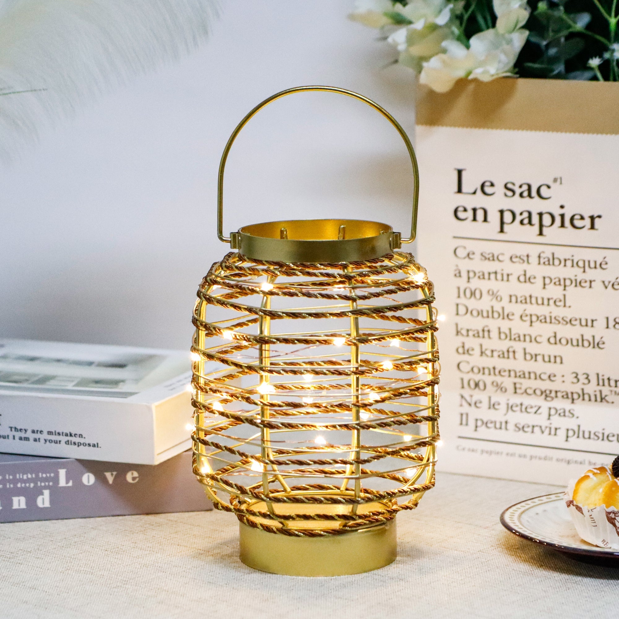 Battery Operated Table Lamp 7.7 "H Metal Cage LED Cordless Lamp with 6-Hour Timer, Vintage Decorative Fairy Lights Lantern for Indoor/Outdoor Bedrooms Weddings Parties Patio Events Lootquake LLC