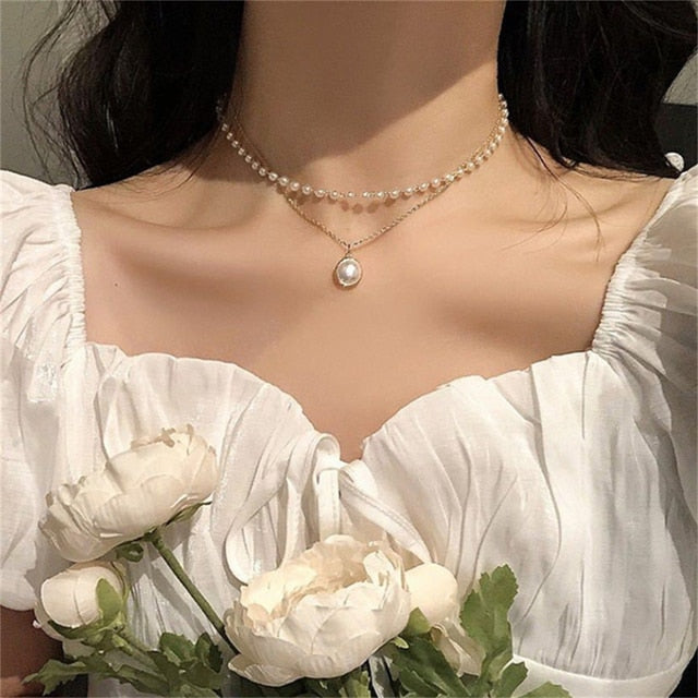Rhinestone Butterfly Pendant Pearl Necklace Pi-Mart