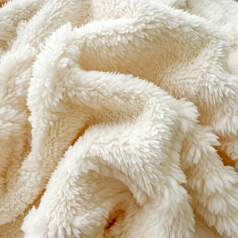 Cozy Taffeta Jacquard Butterfly Flannel Throw Blanket, Soft Polyester, Double-Sided Velvet, All-Season Comfort, Ideal For Office Naps & Bedding - White With Green Accents