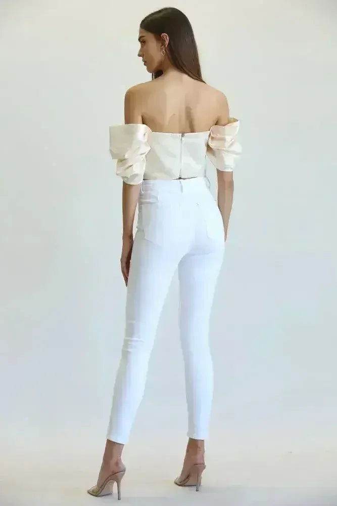 Off the Shoulder Summer Tops – Stylish & Chic for Every Occasion - SJB-DIAMOND ELITES