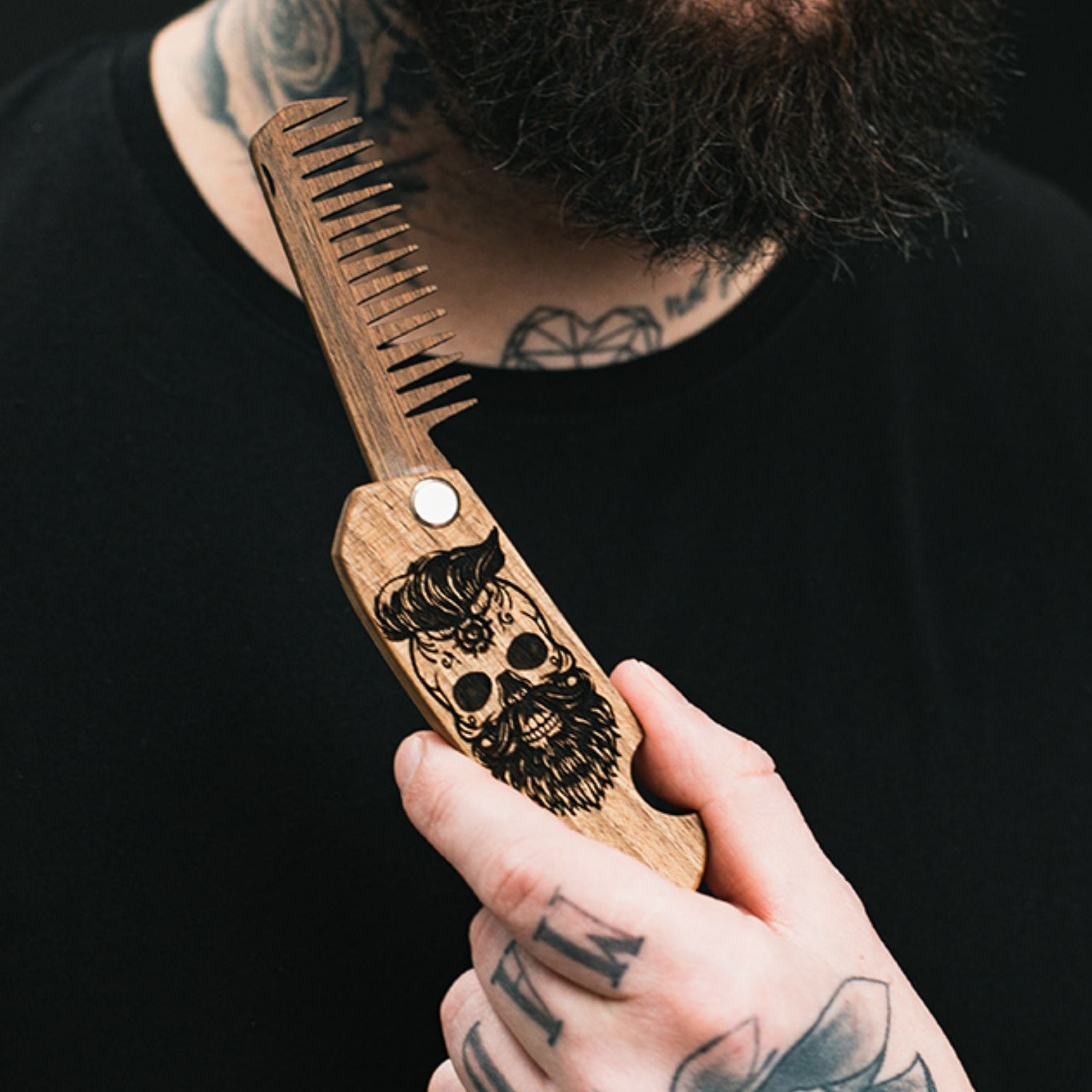 Wooden Beard Comb – Skull Design - SJB-DIAMOND ELITES