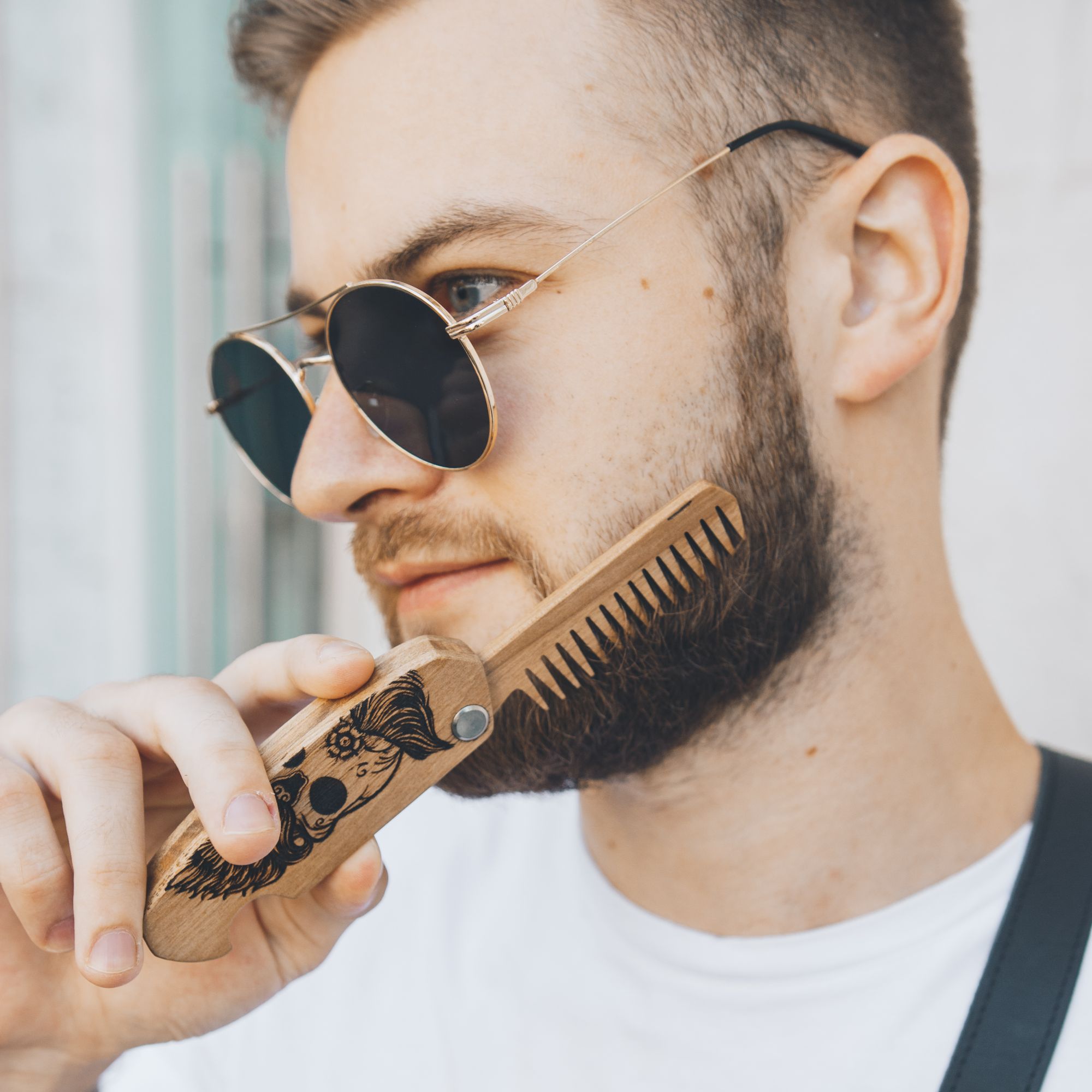 Wooden Beard Comb – Sugar Skull - SJB-DIAMOND ELITES