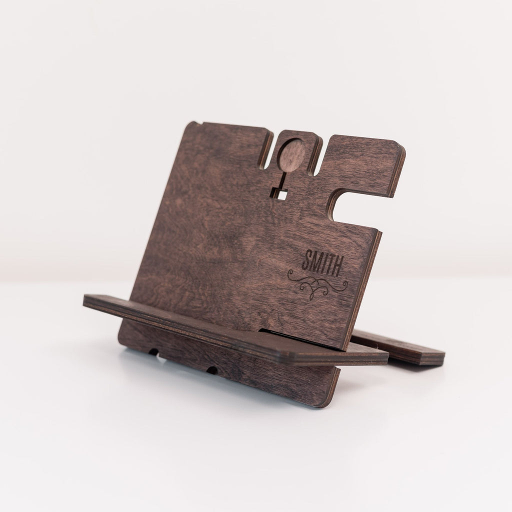 Wooden Docking Station – Personalized Gift for Him - SJB-DIAMOND ELITES