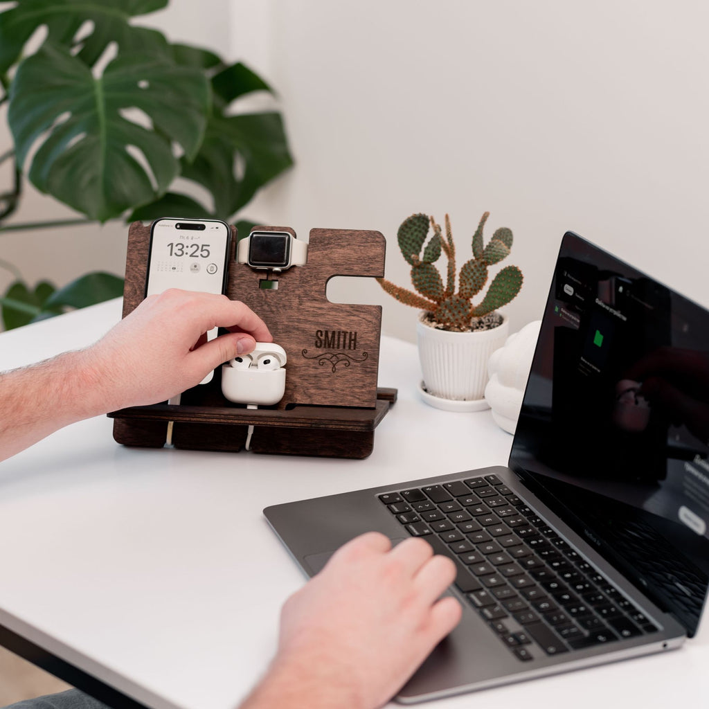 Wooden Docking Station – Personalized Gift for Him - SJB-DIAMOND ELITES