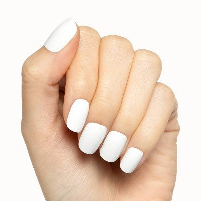 Olive & June Fake Nails XS Squoval Swan 32ct - New This is Beauty US
