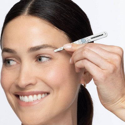 Tweezerman Full Slant Tweezer Cinderella - New This is Beauty US