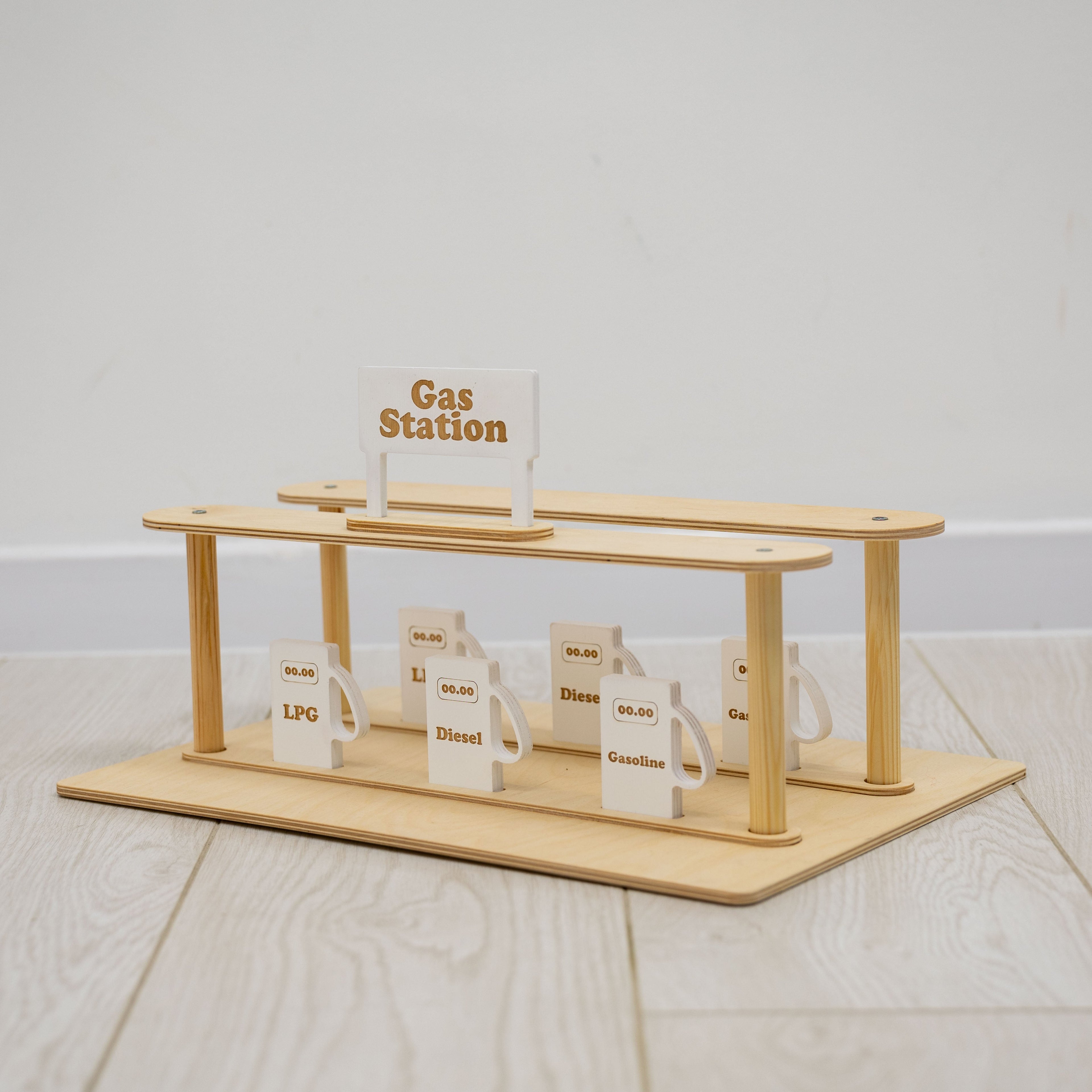 Wooden Gas Station Toy - SJB-DIAMOND ELITES