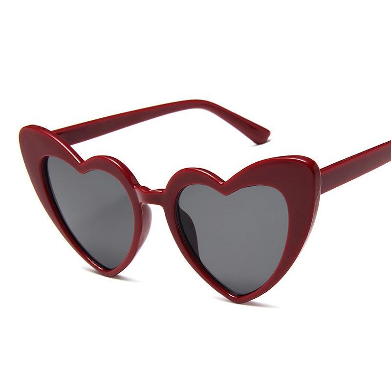 Elegant Retro  Love Heart Sunglasses Women Big Frame Personality Sunglasses Fashion Cute Retro Cat Eye Vintage Sunglasses  For Women and Girl - SJB-DIAMOND ELITES