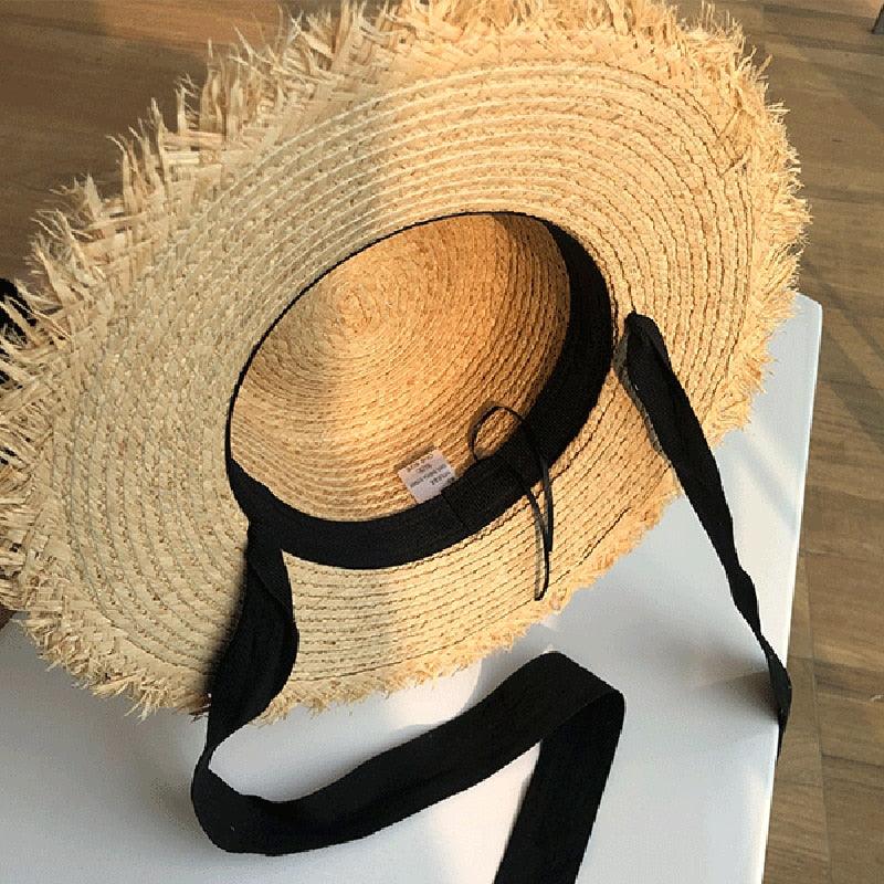Vintage Straw Hat Women Wide Sun Protection Beach Hat Black And White Ribbon Bowknot Cute Design Straw Cap Women Elegant Summer Hat Beach Fedoras Casual Ladies Flat Top Hat Stevvex