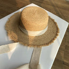 Vintage Straw Hat Women Wide Sun Protection Beach Hat Black And White Ribbon Bowknot Cute Design Straw Cap Women Elegant Summer Hat Beach Fedoras Casual Ladies Flat Top Hat Stevvex