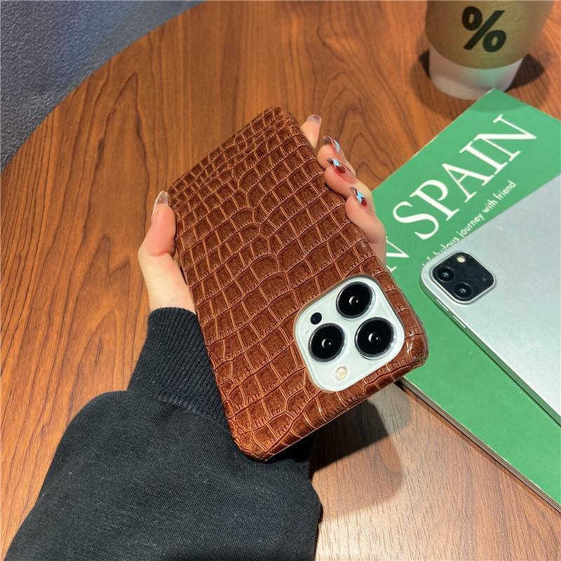 Genuine Leather Case for iPhone 13 Pro Classic Pattern Real Leather Full Coverage High-end Luxury Glossy Leather Couple Soft Case For iPhone 14 11 12 13 Pro Max 7 8 Plus 2 iPhone Cover Stevvex