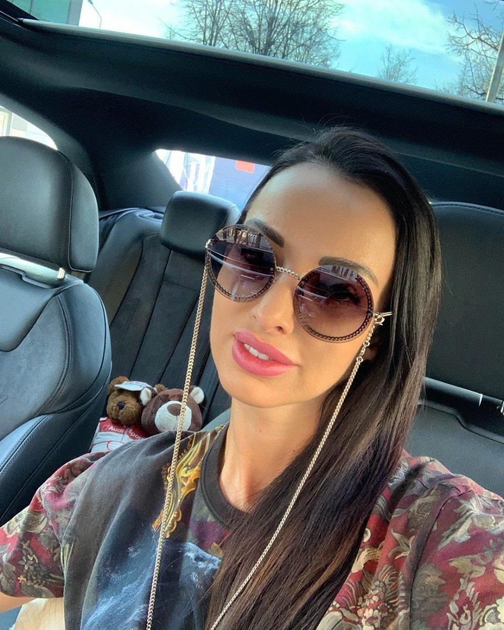 Famous Luxury Round Retro Rimless Elegant Woman and Lady Sunglasses Style With Zircons and Diamonds and UV400 Protection - SJB-DIAMOND ELITES