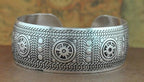 Big Elegant Luxury Amazing Classic Fashion Flower Metal Tibetan Indian Silver Vintage Retro Fashion Cuff Bracelet Bangle For Woman With Details of Animals - SJB-DIAMOND ELITES