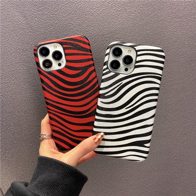 Genuine Leather Case for iPhone 13 Pro Classic Pattern Real Leather Full Coverage High-end Luxury Glossy Leather Couple Soft Case For iPhone 14 11 12 13 Pro Max 7 8 Plus 2 iPhone Cover Stevvex