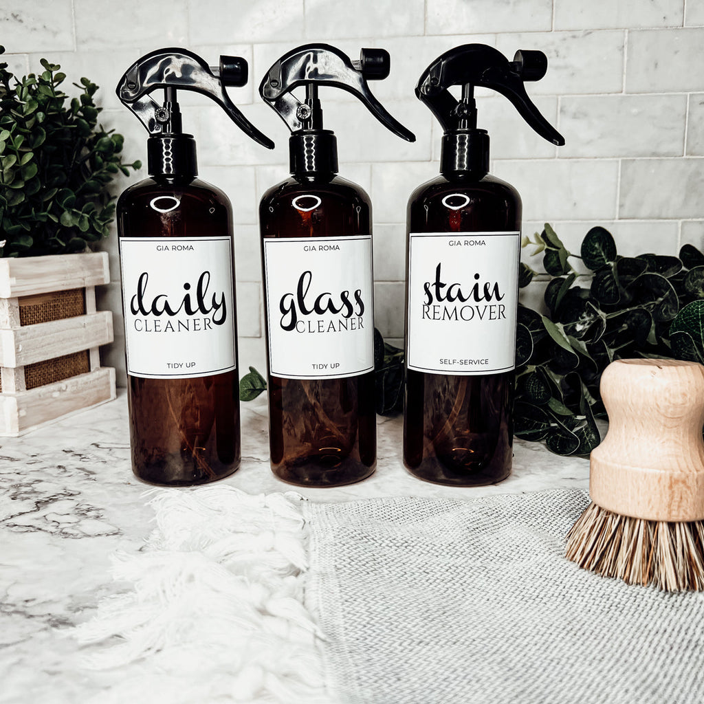 16oz Plastic Spray Bottles With White Or Black Waterproof Labels BandsCo Straps